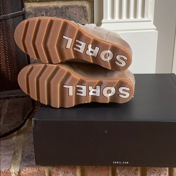 Sorel Joan of Arctic Wedge II Lux Boots size 9 - Picture 6 of 7